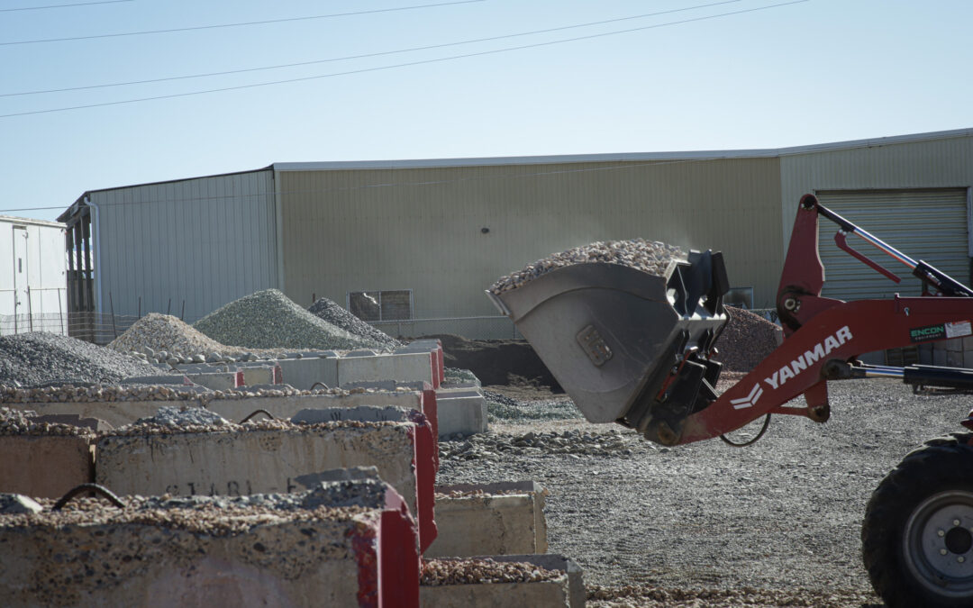 Gravel Selection Guide: Finding the Right Aggregate for Driveways, Paths, and Foundations